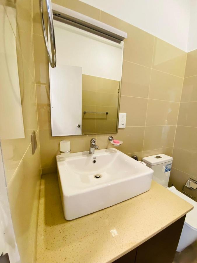 Ocean Breeze - Udaya Luxury Apartments Νεγκόμπο Εξωτερικό φωτογραφία